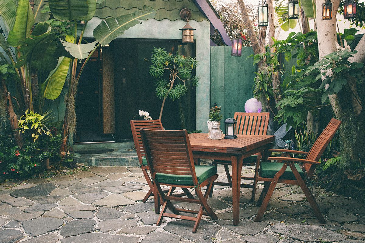 Courtyard-3199-film